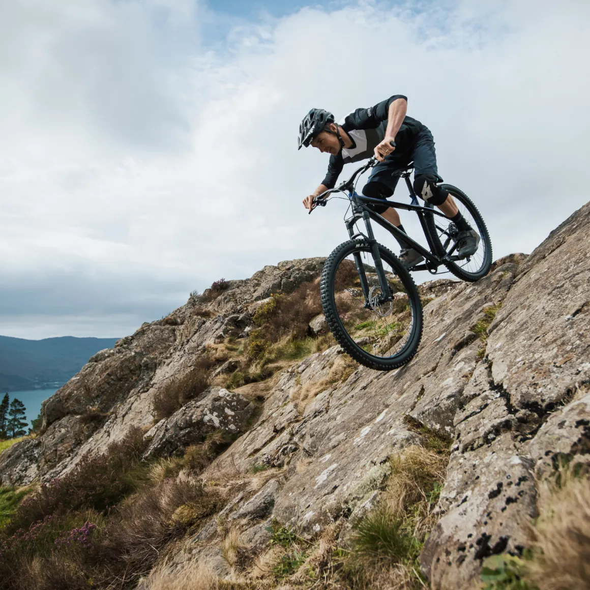 Active road cycling cover and racing